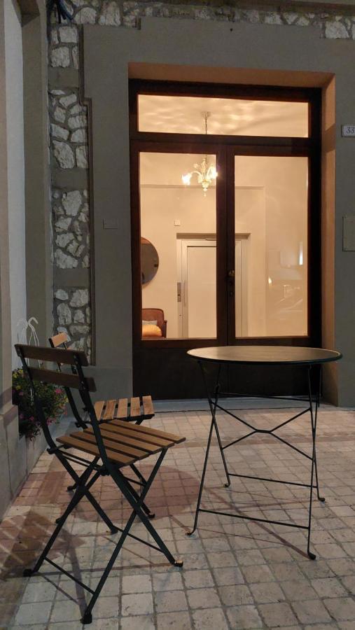 La Casa Del Mago Camere E Appartamenti Pissignano 外观 照片