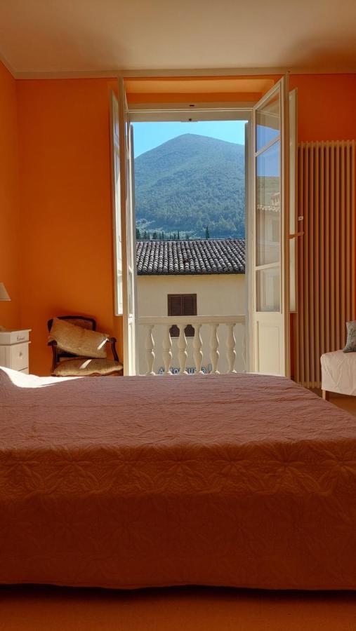 La Casa Del Mago Camere E Appartamenti Pissignano 外观 照片
